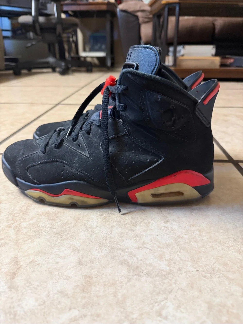 Jordan 6 Infrared size 9.5 used (2019)